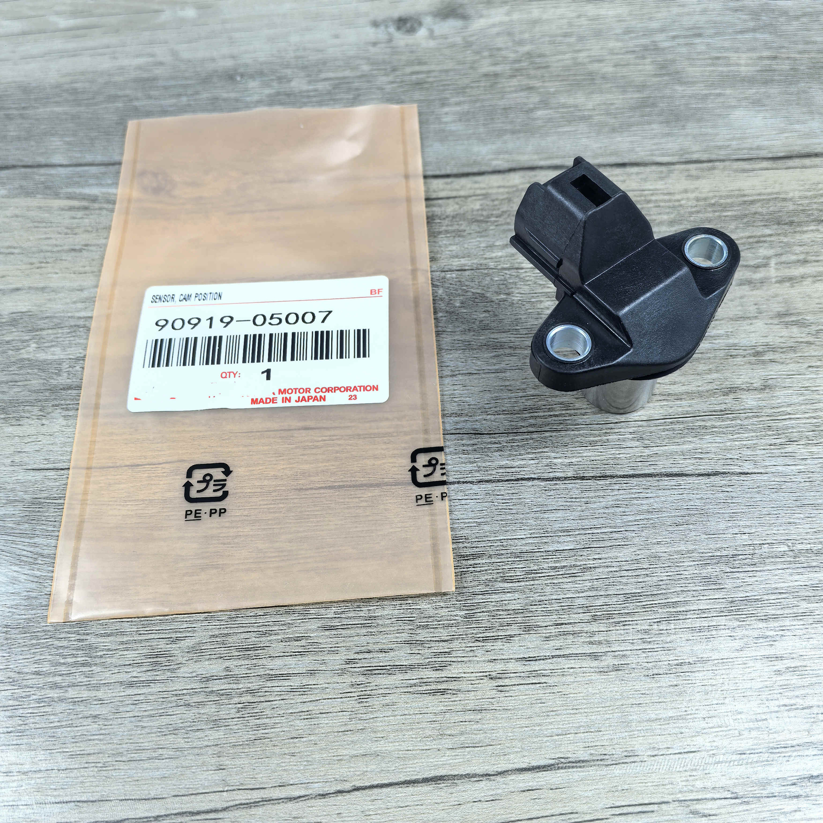 OEM Camshaft Position Sensor For 1998-2006 Toyota Lexus and Pontiac 90919-05007